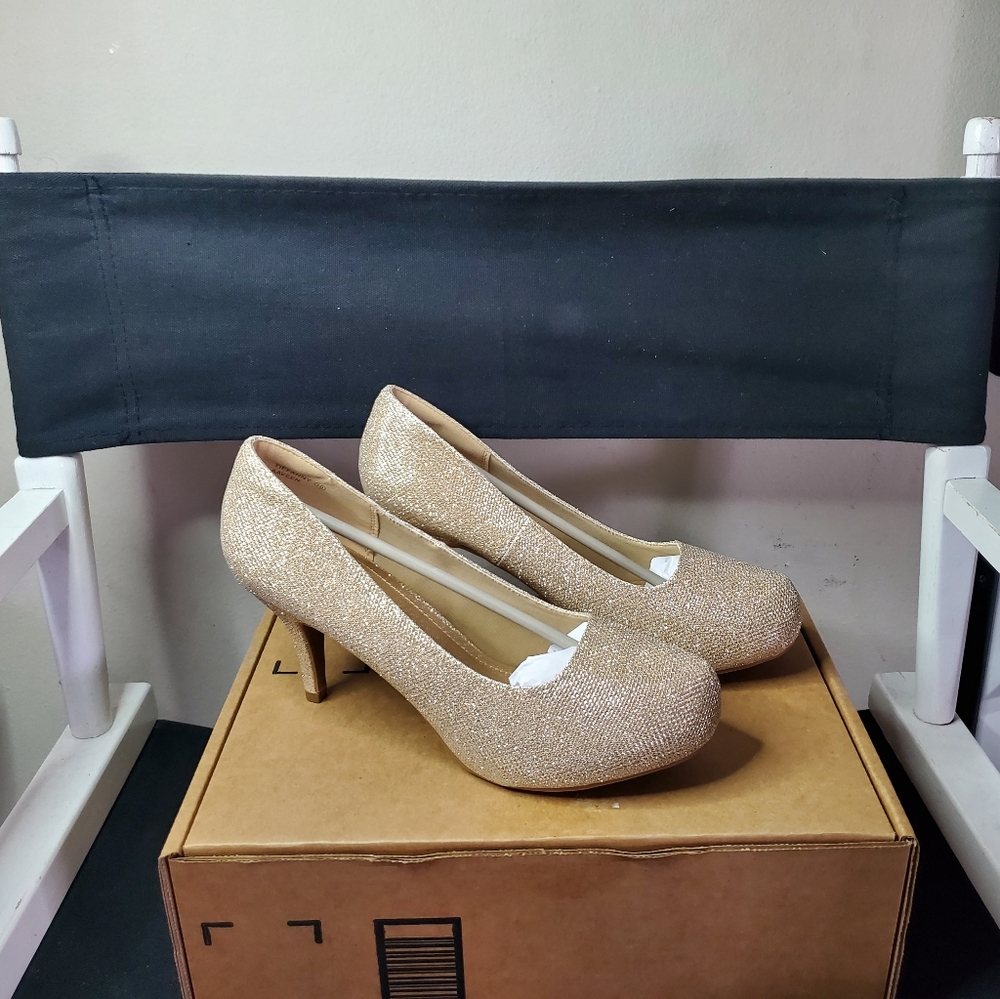 DREAM PAIRS Womens Elegant Versatile Low Stiletto Heel Dress Pump Size 10